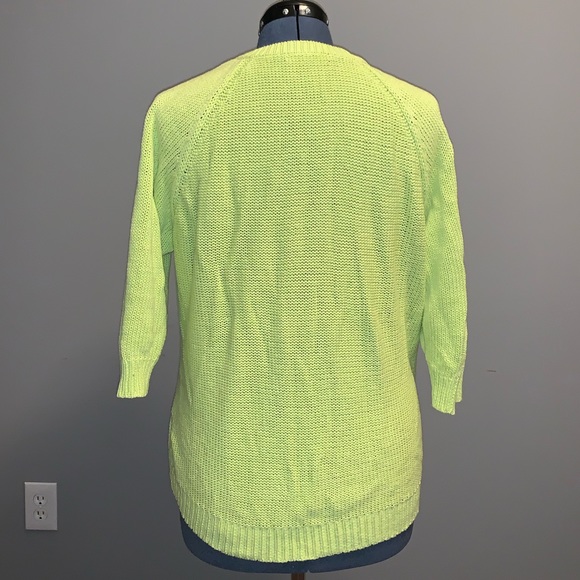 Lime green sweater with 3/4” sleeves - Picture 3 of 4
